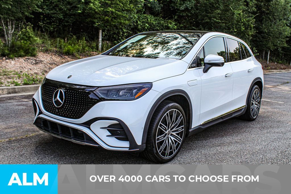 Used 2023 White Mercedes-Benz 350 SUV image 3