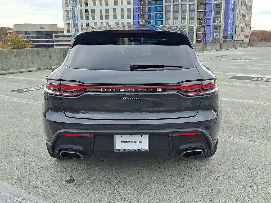 Thumbnail: 2024 Porsche Macan - 9