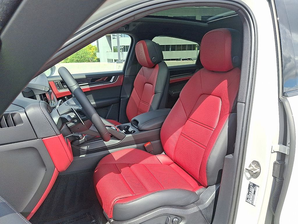 Thumbnail: 2026 Porsche  - 5