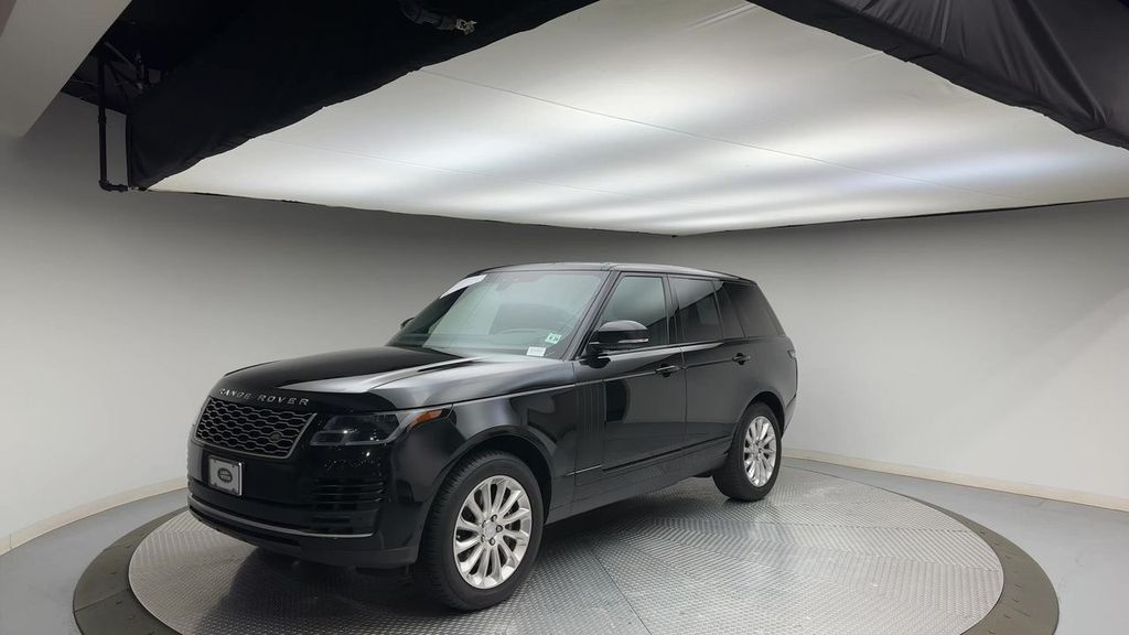 Thumbnail: 2019 Land Rover Range Rover - 4