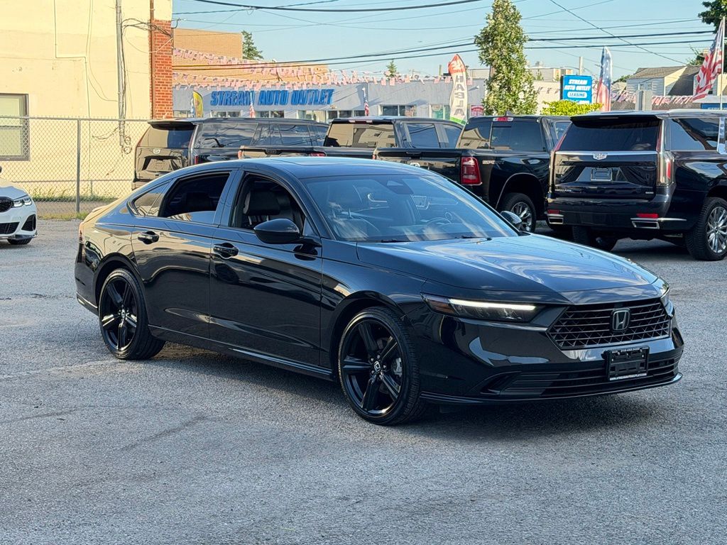 2025 Honda Accord Hybrid Sport-L's photo