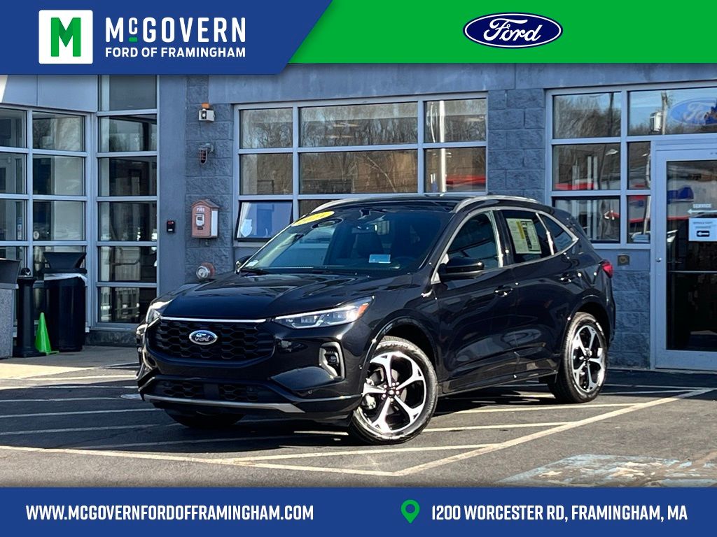 Black 2025 Ford Escape Platinum AWD SUV / Crossover All-Wheel Drive 8-Speed Automatic