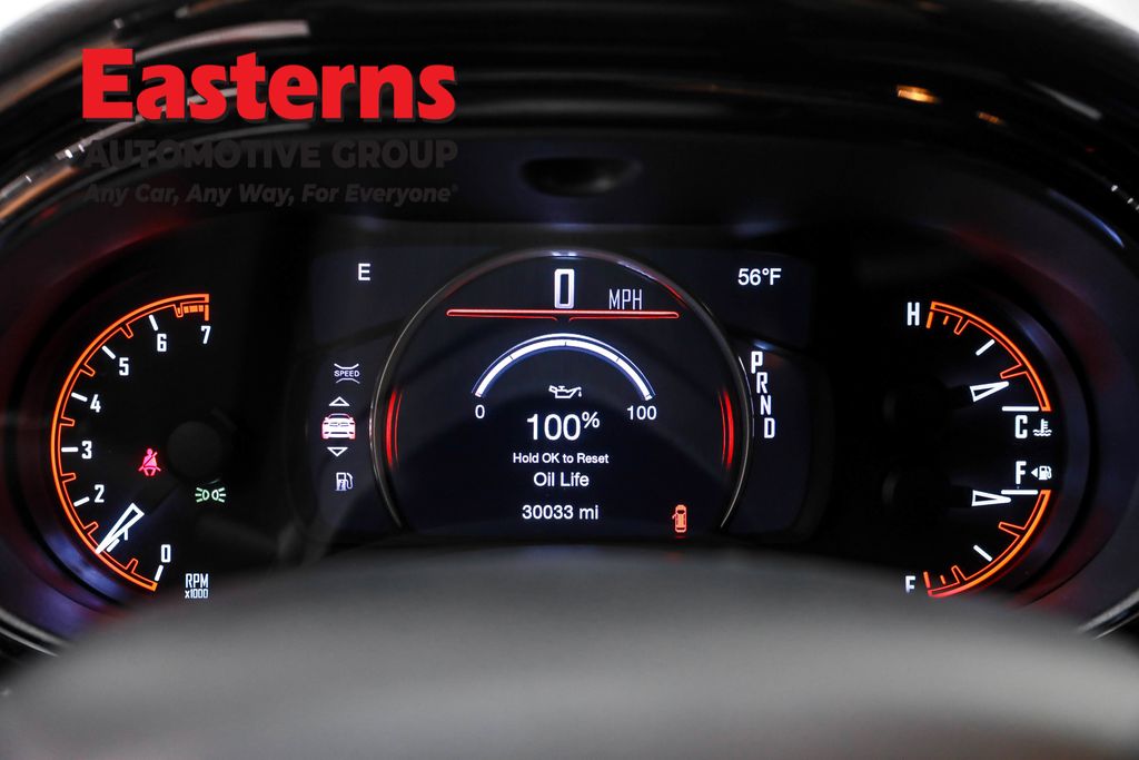 Used 2024 White Dodge SXT image 18