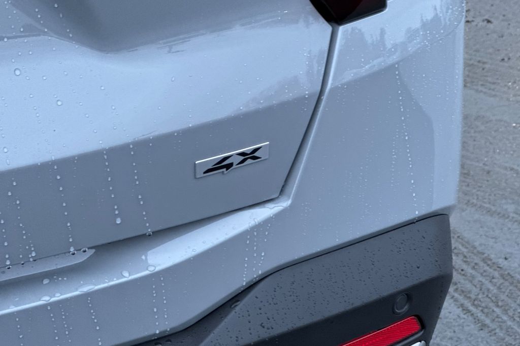 new 2026 Kia Sorento car, priced at $41,995