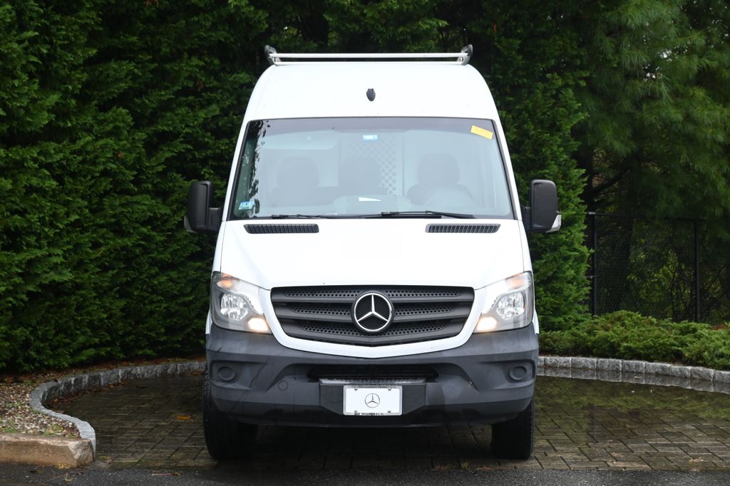 Thumbnail: 2016 Mercedes-Benz Sprinter - 8