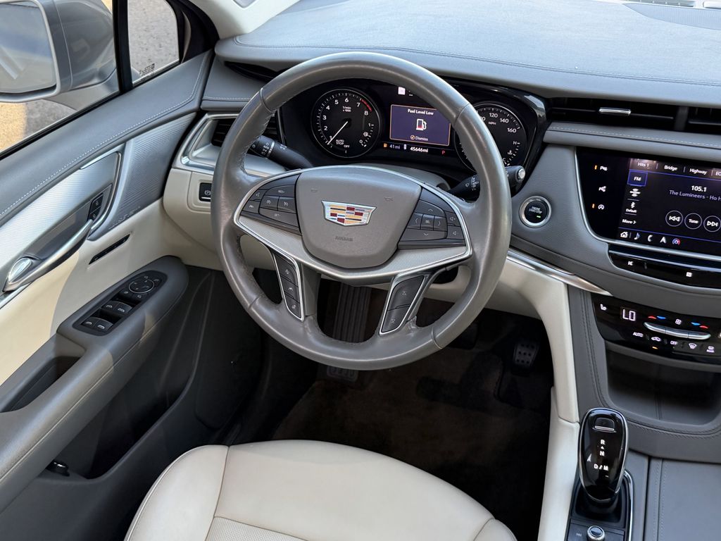 used 2020 Cadillac XT5 car, priced at $22,694