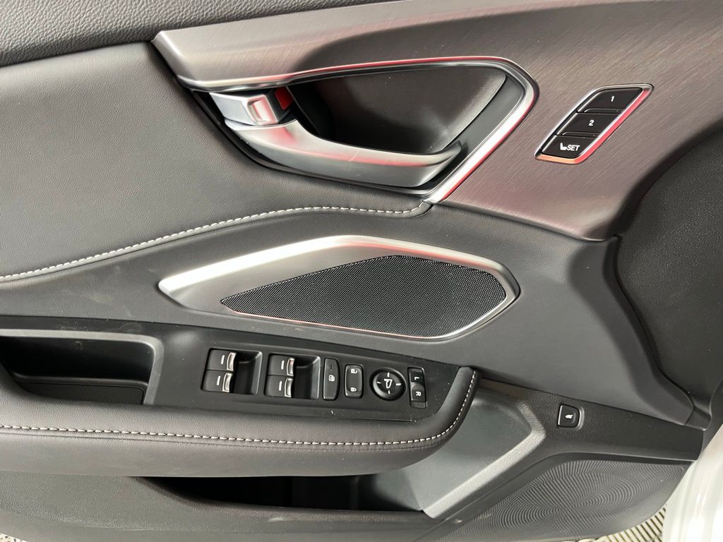 Thumbnail: 2026 Acura RDX - 27