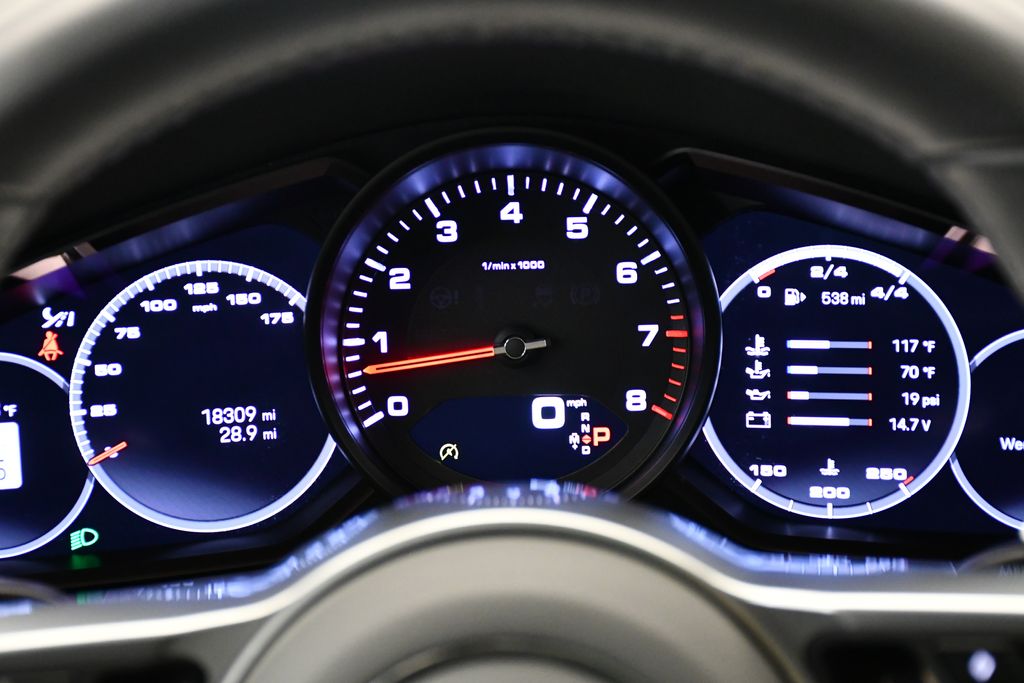 2023 Porsche Cayenne  29