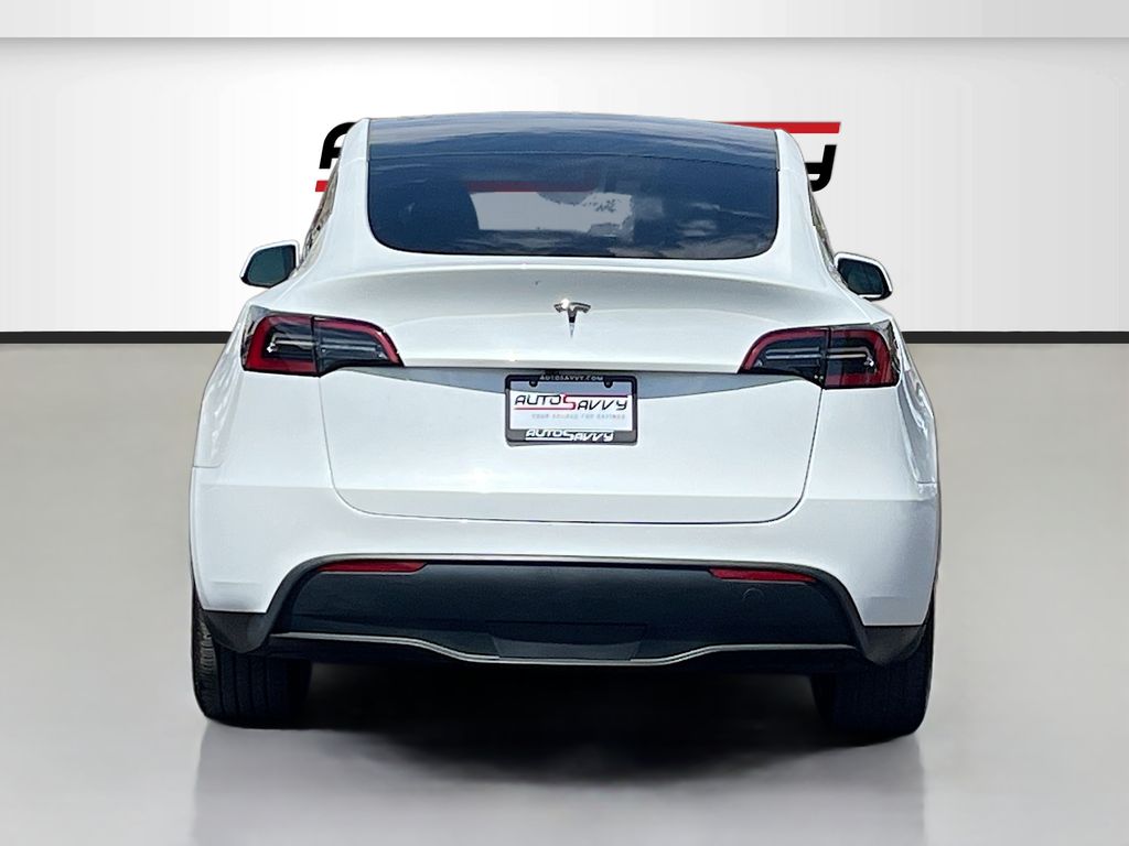 Used 2024 White Tesla Standard Range image 6