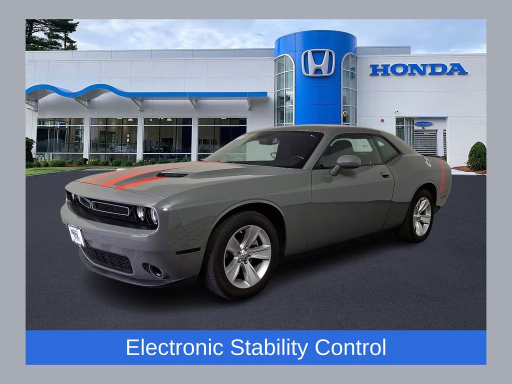 Destroyer Gray Clearcoat 2023 Dodge Challenger SXT RWD Coupe Rear-Wheel Drive 8-Speed Automatic