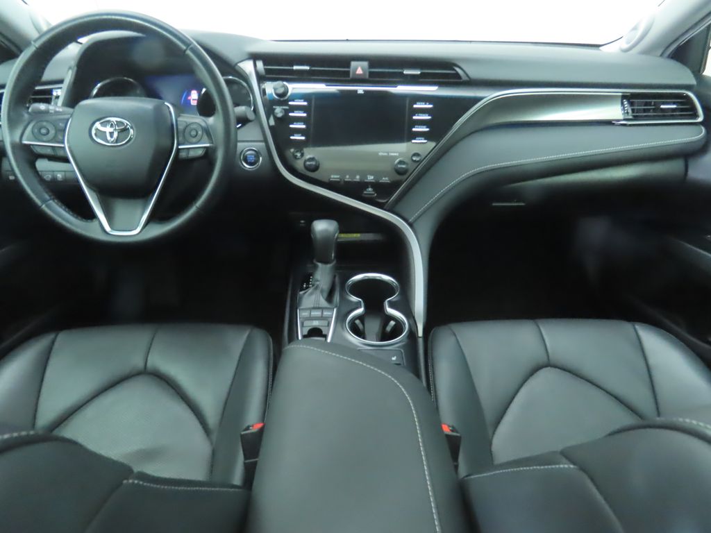 Thumbnail: 2019 Toyota Camry - 13