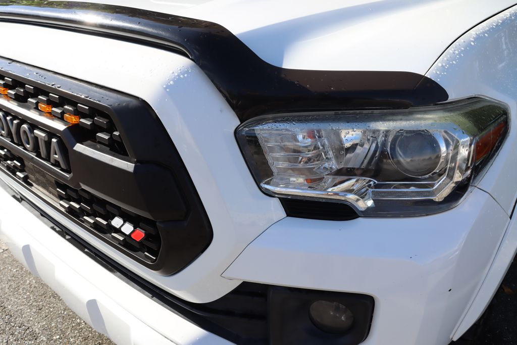 2019 Toyota Tacoma SR5 3