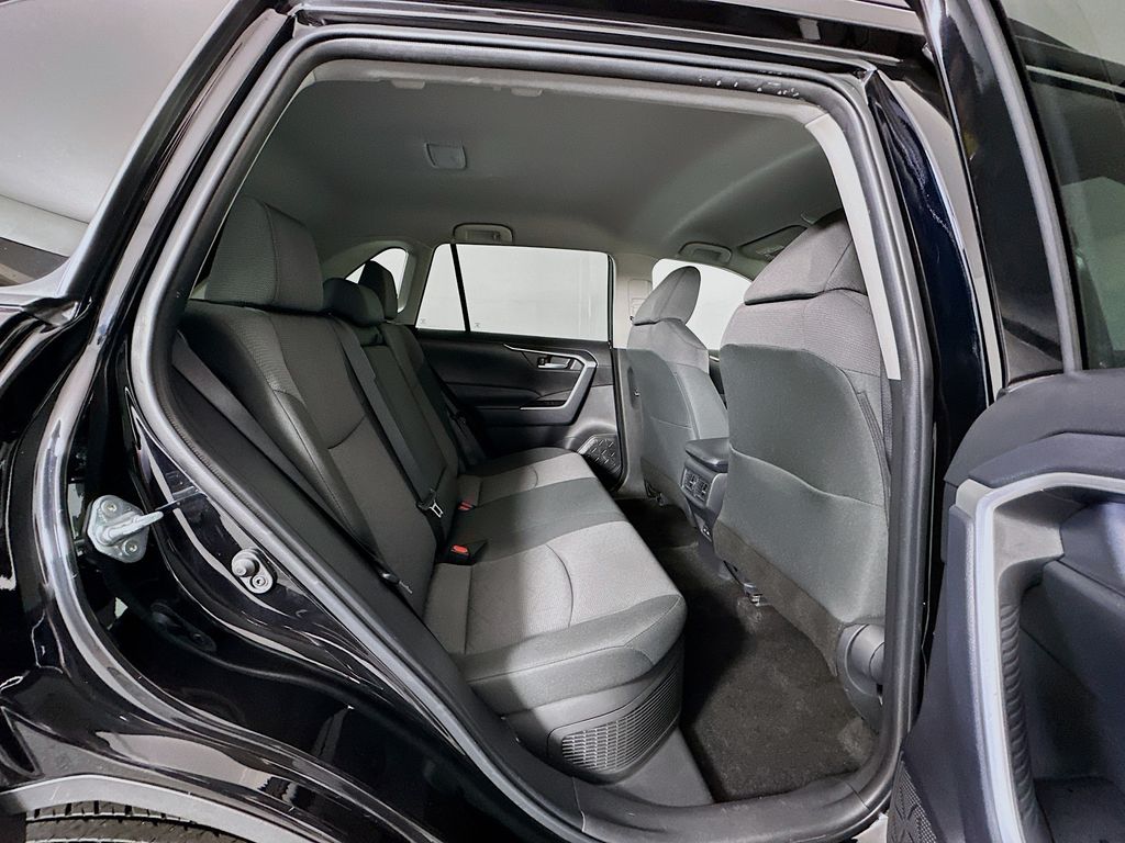 Thumbnail: 2025 Toyota RAV4 - 26