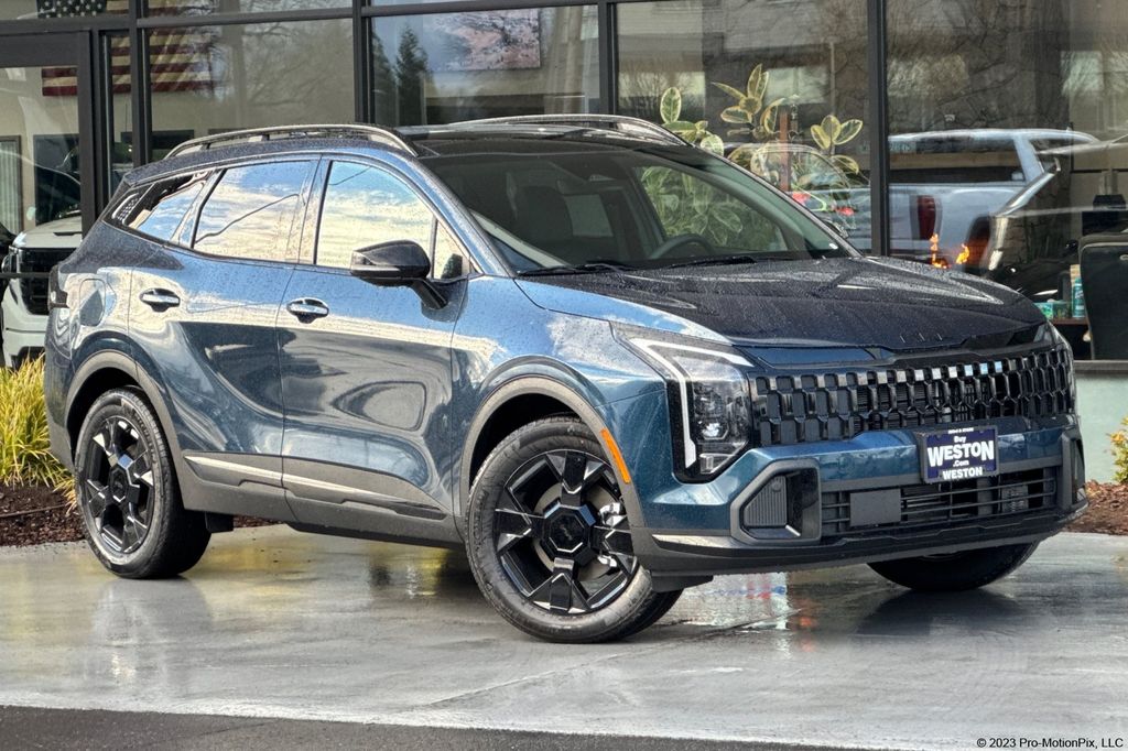 new 2026 Kia Sportage Plug-In Hybrid car, priced at $42,155