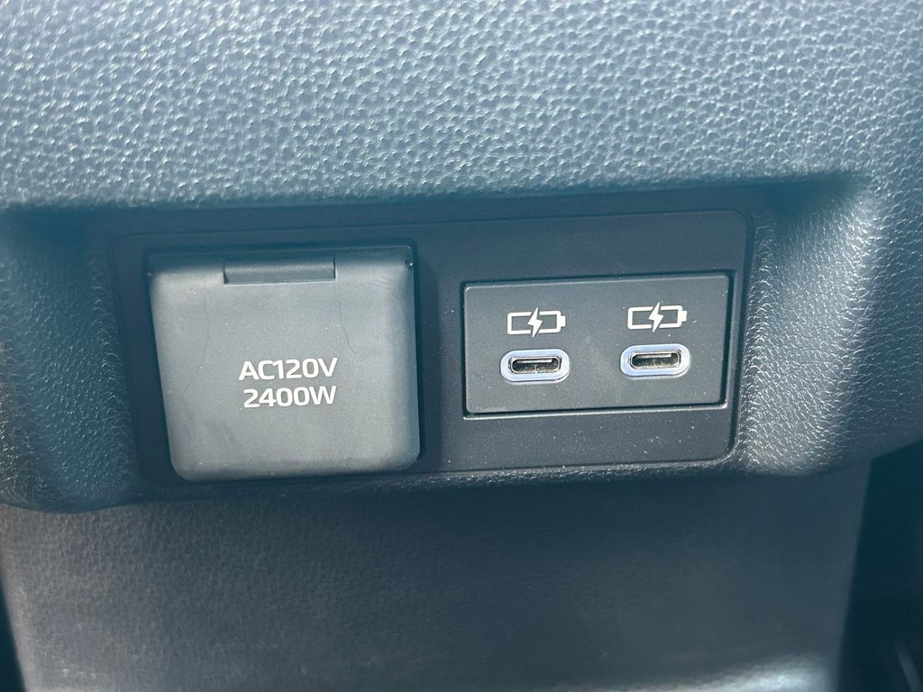 Used 2025 Toyota Tacoma Hybrid Truck