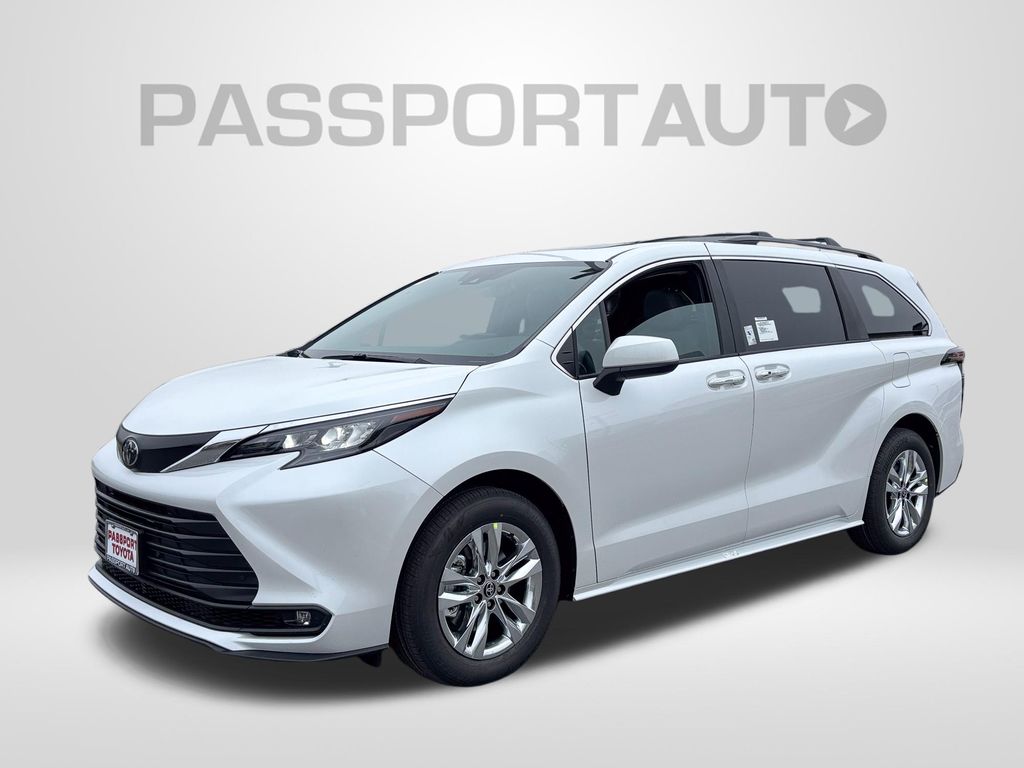 2026 Toyota Sienna XLE 7-Passenger FWD Blanco (Wind Chill Pearl) Minivan Tracción delantera Automática