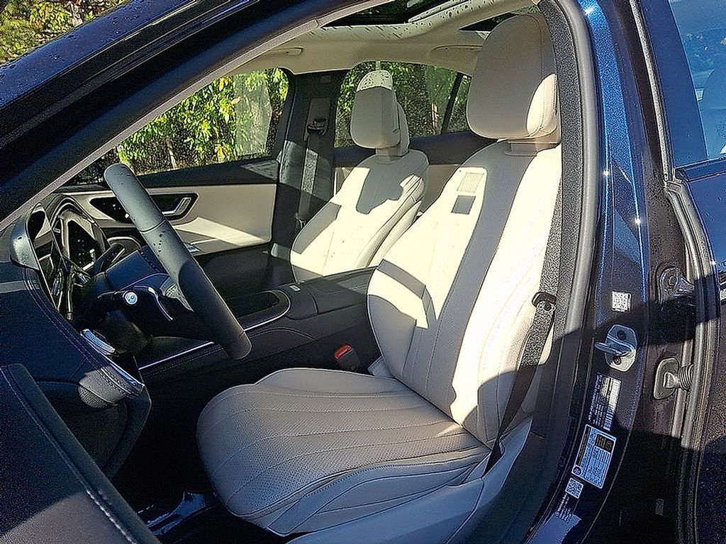 Thumbnail: 2026 Mercedes-Benz E-Class - 10