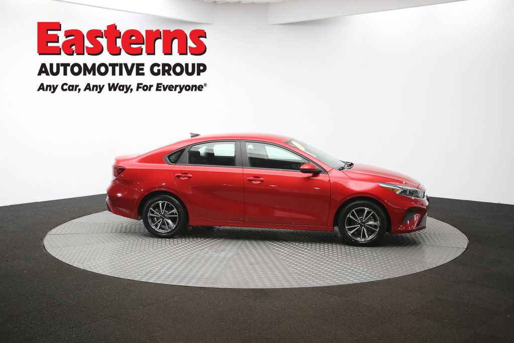 Used 2023 Red Kia LXS image 43