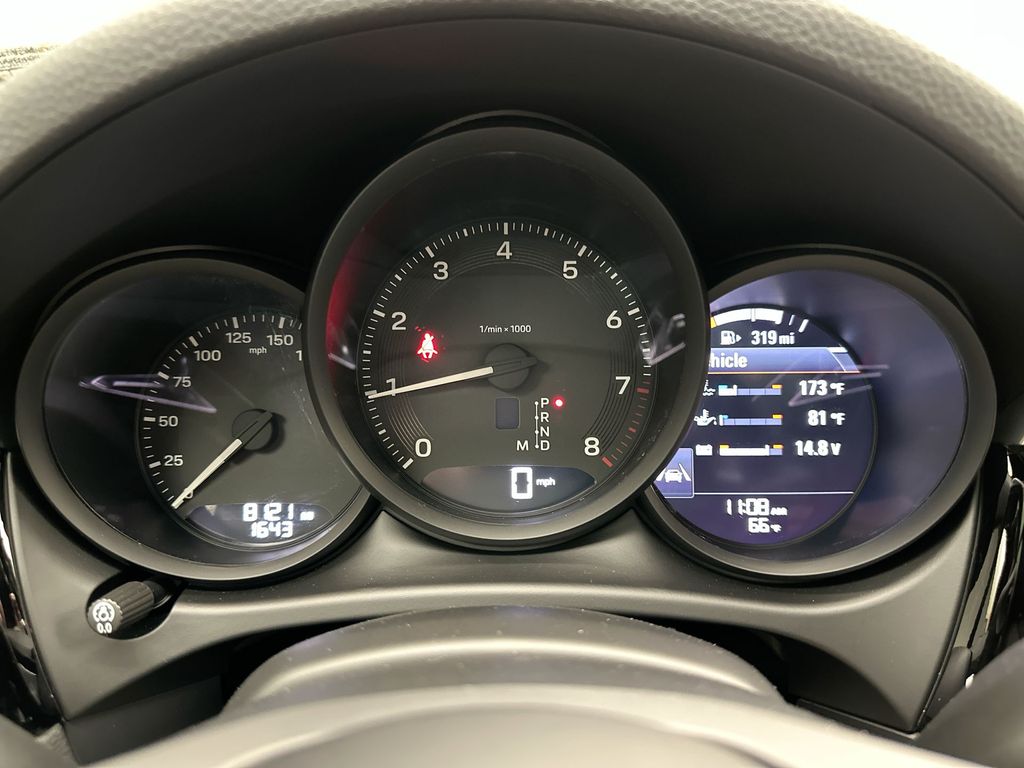 Thumbnail: 2024 Porsche Macan - 19