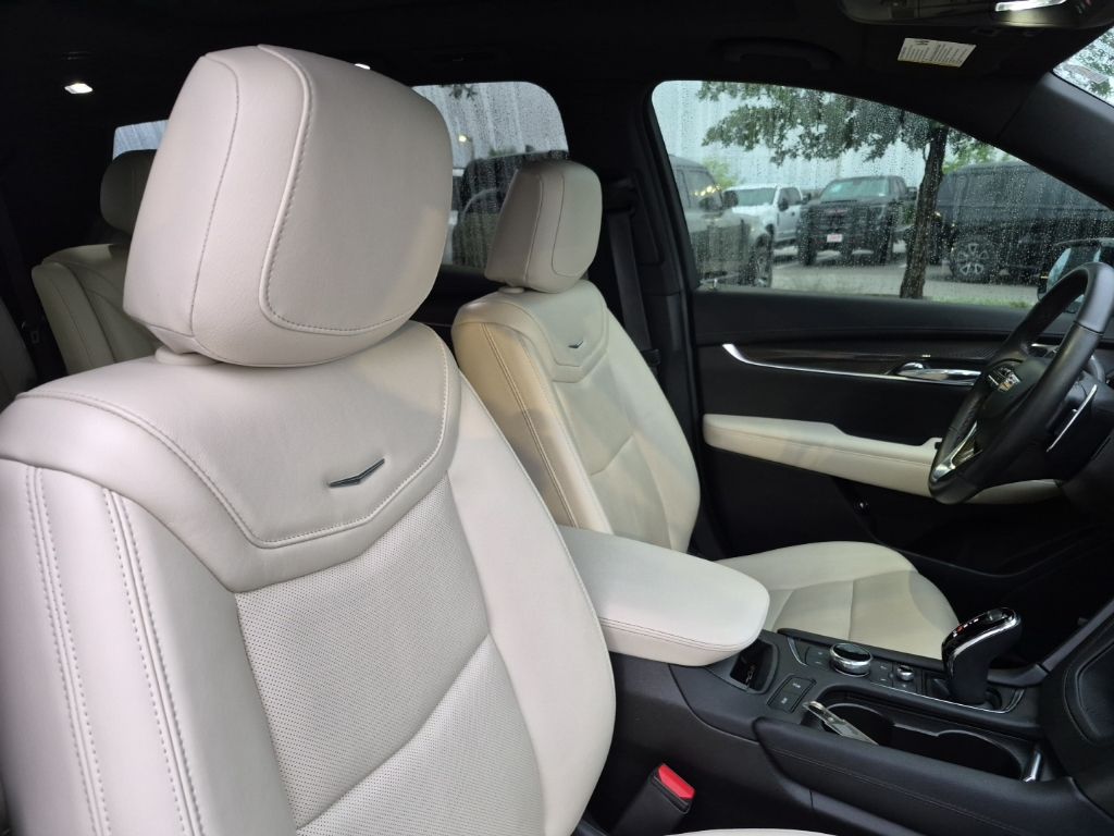 Used Car 2023 Cadillac Xt6  Sport For Sale Under $40,000 In Austin, Texas