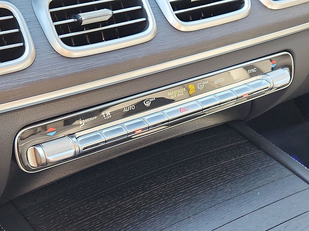 Thumbnail: 2026 Mercedes-Benz GLS - 14