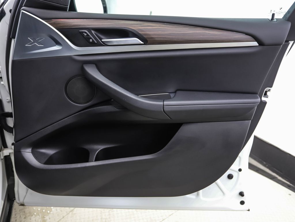 Thumbnail: 2021 BMW X3 - 29