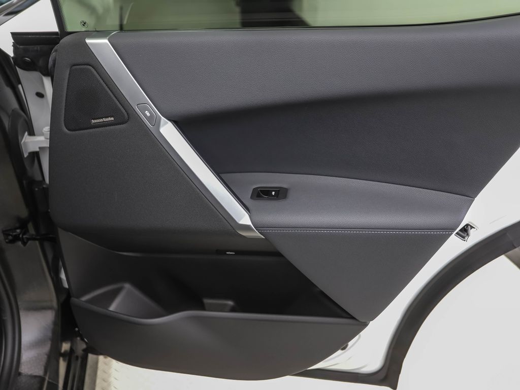 Thumbnail: 2026 BMW iX - 25