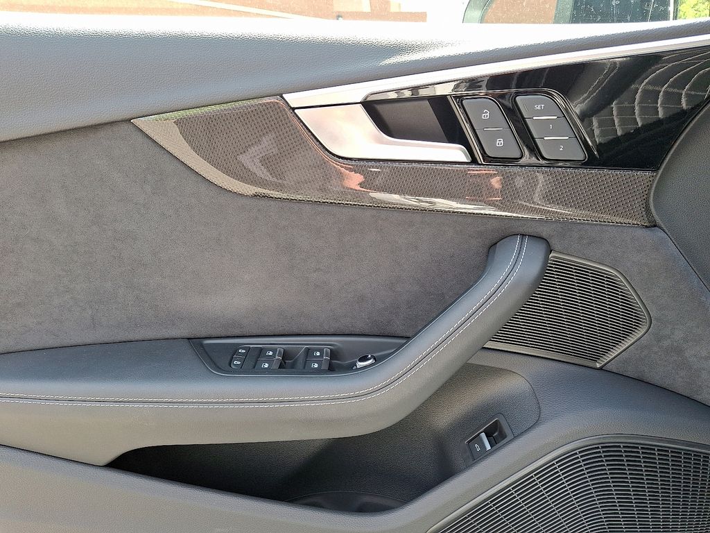 Thumbnail: 2023 Audi S4 - 12