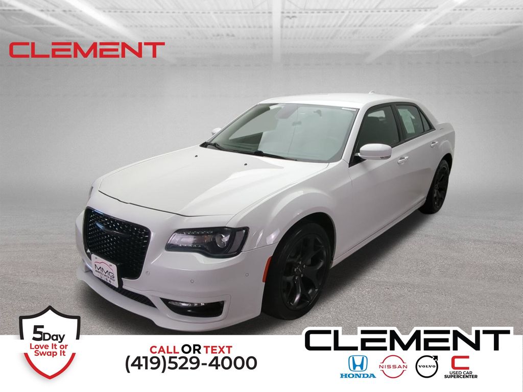 2022 Chrysler 300 Touring