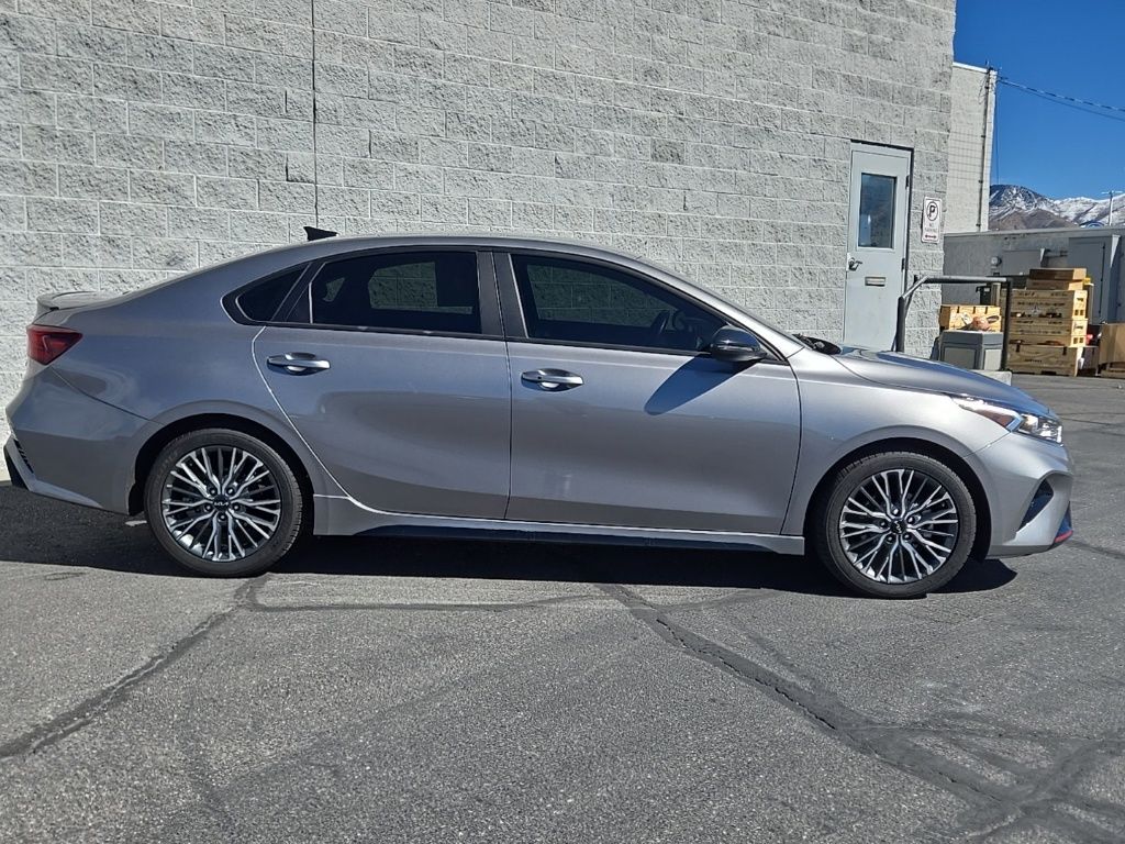 Used 2023 Gray Kia GT-Line image 2