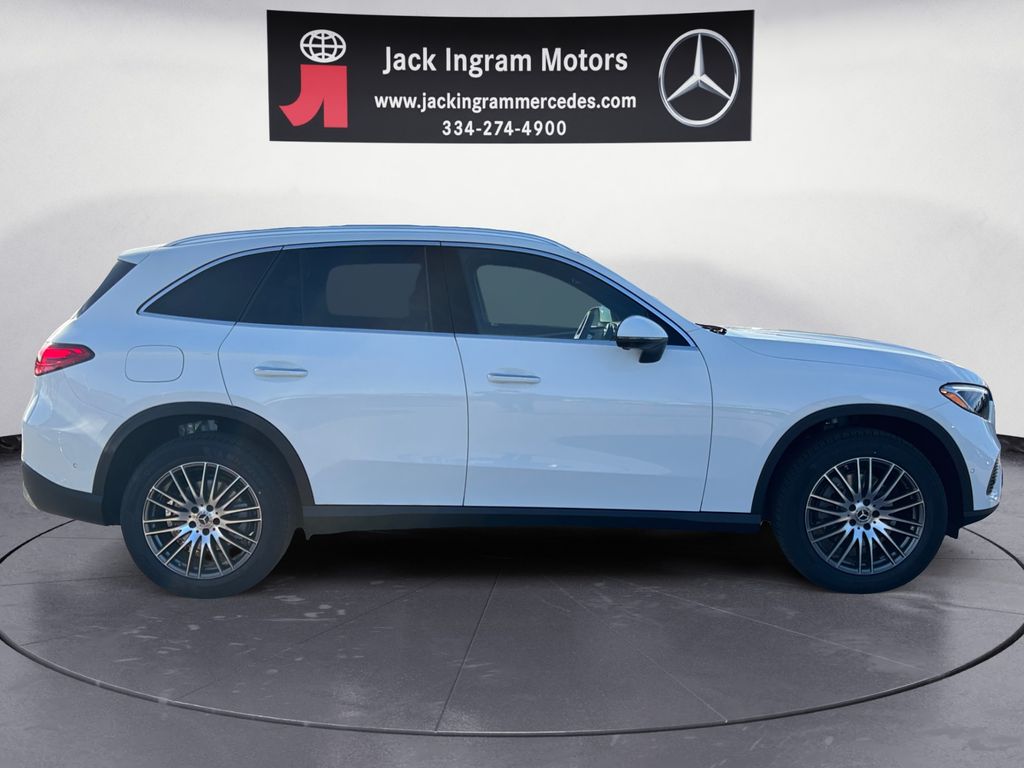 new 2026 Mercedes-Benz GLC car