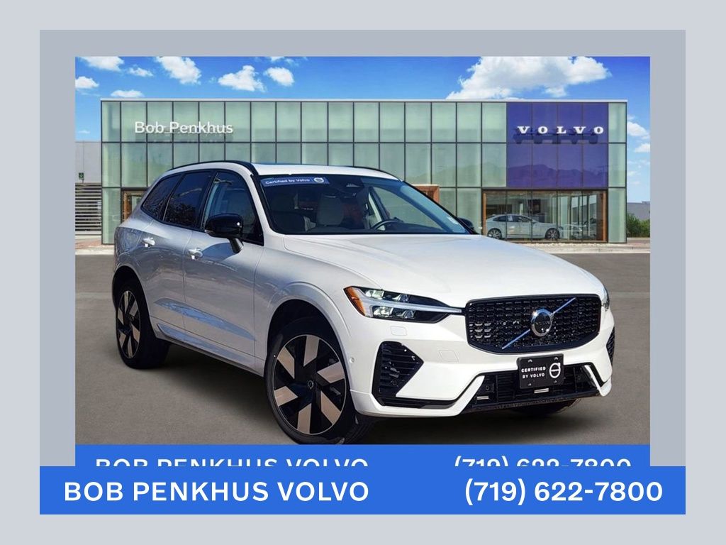 2025 Volvo XC60 Recharge T8 Plus Dark Theme eAWD