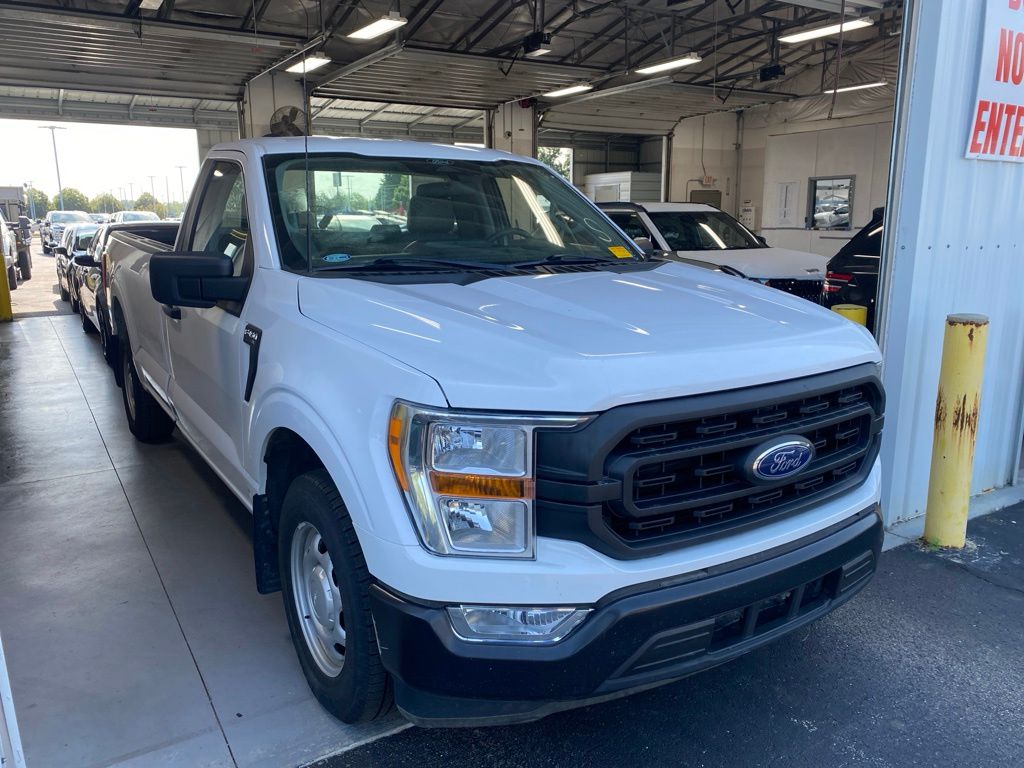 Oxford White 2022 Ford F-150 Pickup Truck 4X2 Automatic