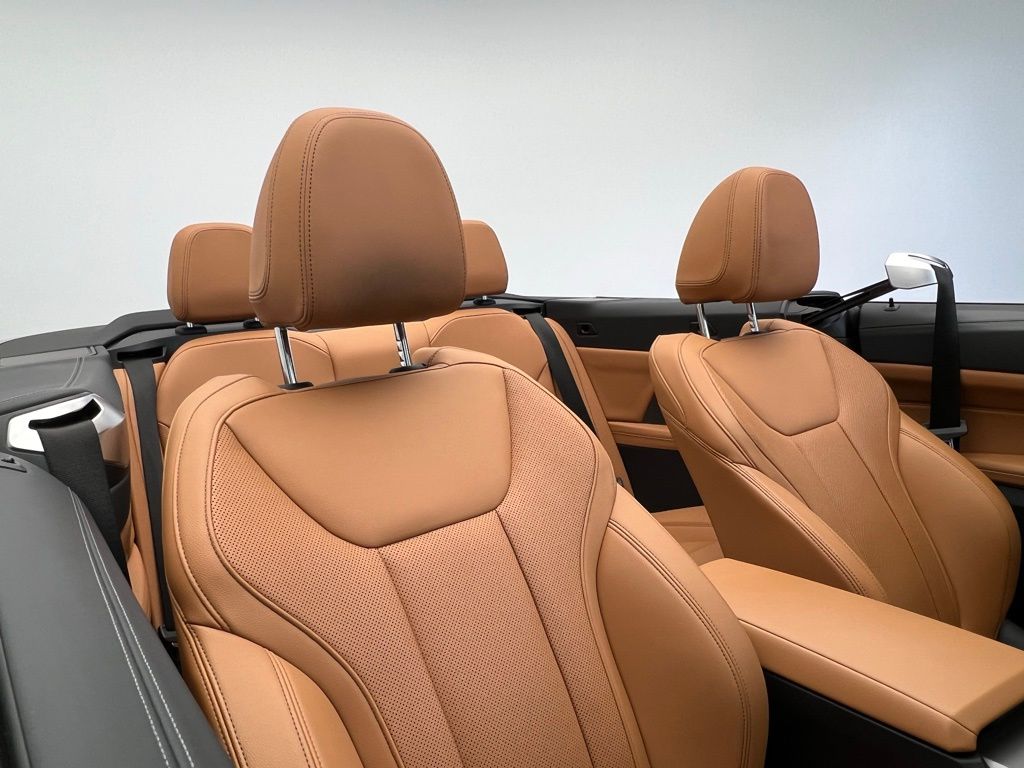 2025 BMW 4 Series M440i 13