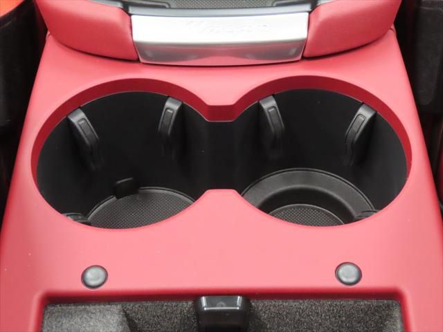 Thumbnail: 2026 Porsche Macan - 30