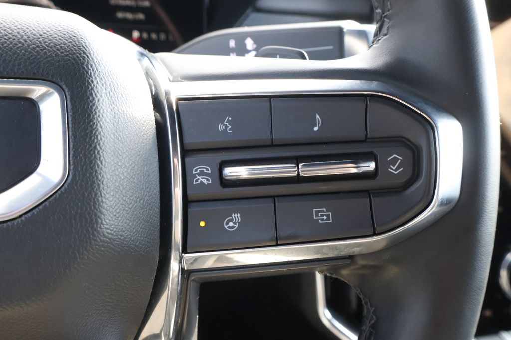 Thumbnail: 2025 GMC Acadia - 30