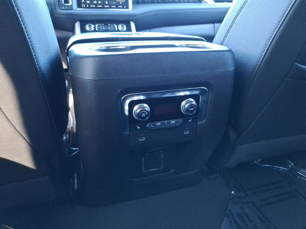Used 2024 GMC Yukon SUV