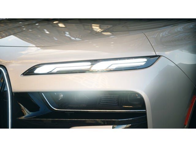 Thumbnail: 2025 BMW 7 Series - 6
