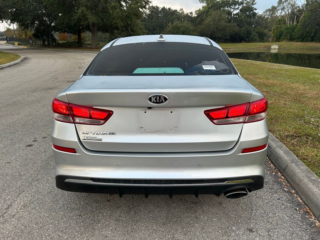 Thumbnail: 2020 Kia Optima - 4