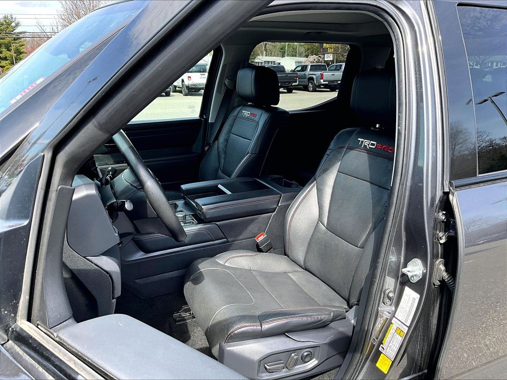 2023 Toyota Tundra Hybrid — photo 10