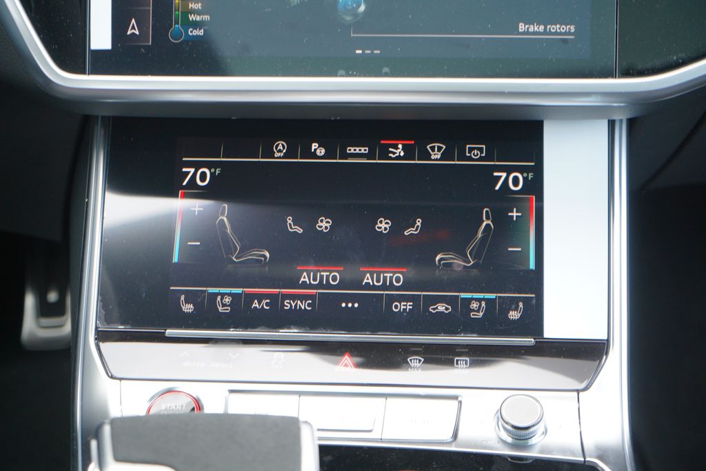 Thumbnail: 2025 Audi RS 7 - 22