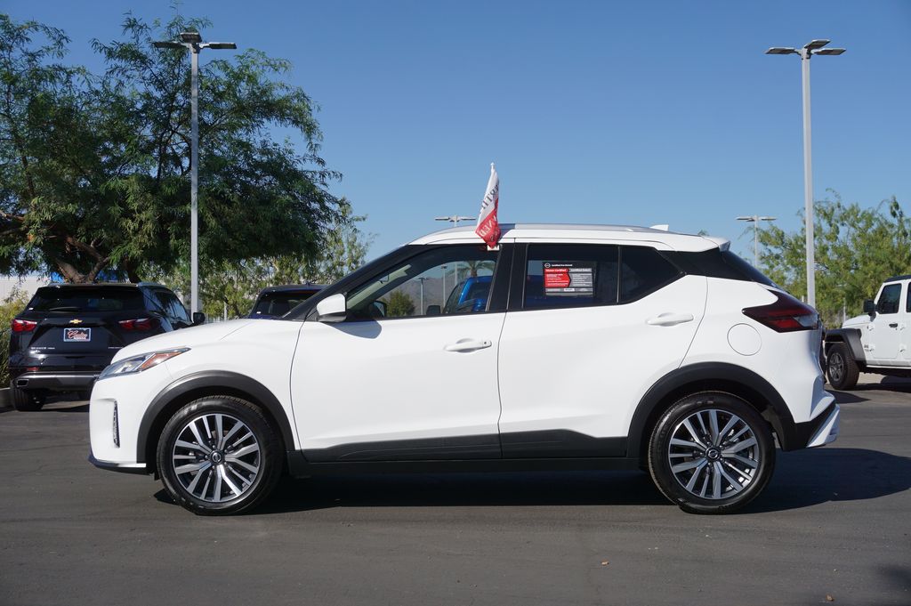 2021 Nissan Kicks SV 2