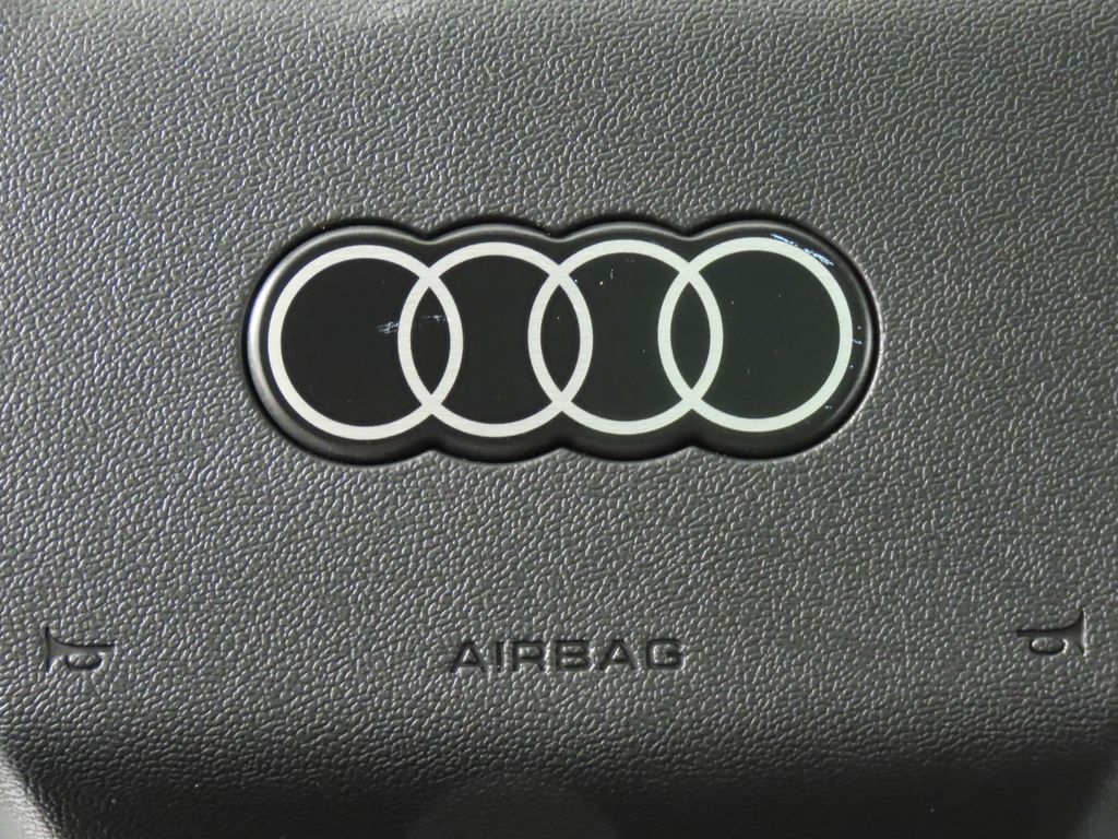 Thumbnail: 2023 Audi Q4 e-tron - 18