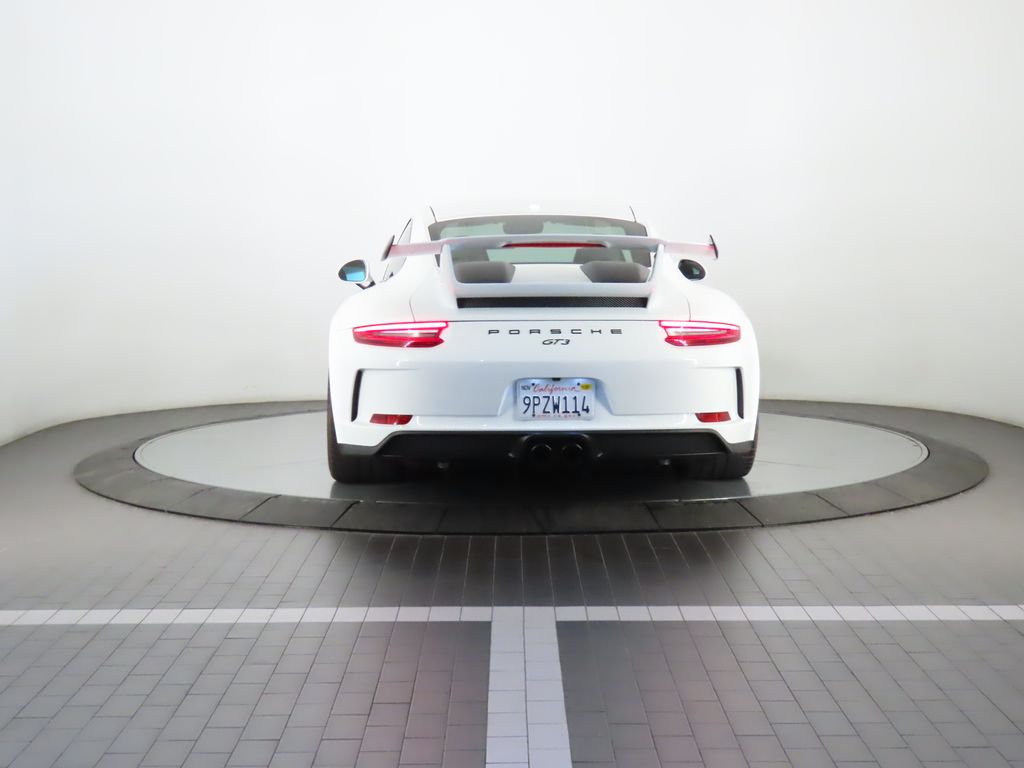 Thumbnail: 2018 Porsche 911 - 6
