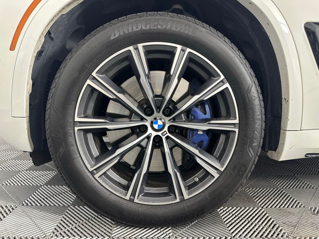 Thumbnail: 2024 BMW X5 - 9