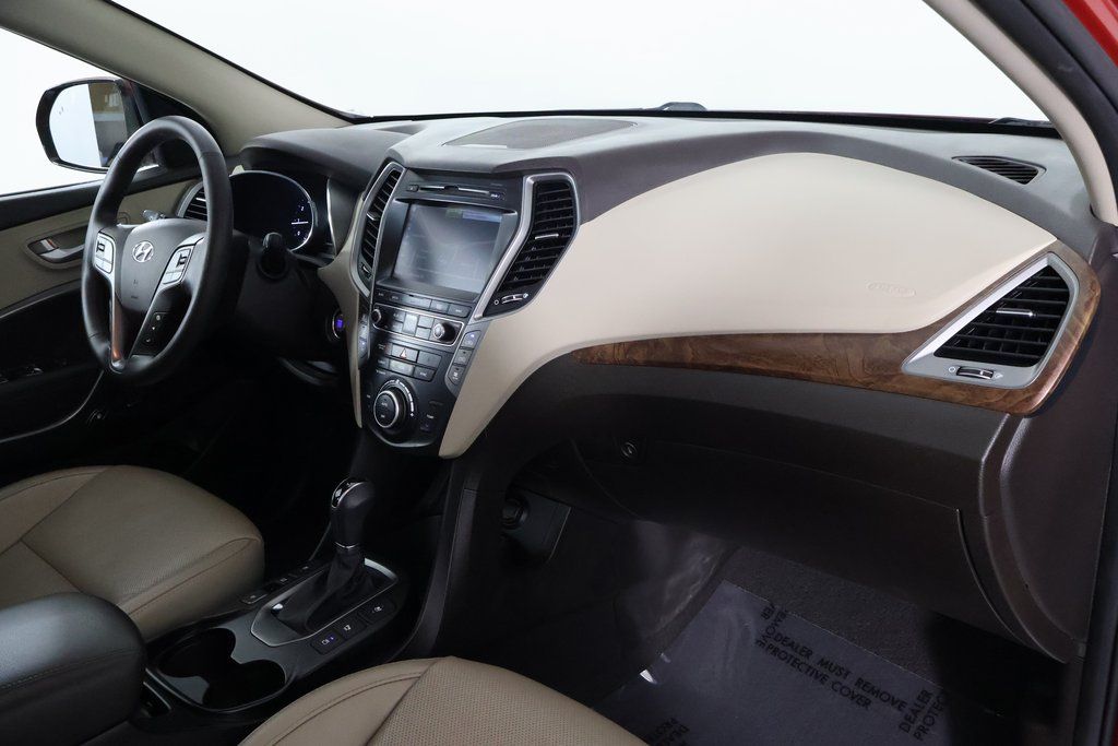 Thumbnail: 2018 Hyundai Santa Fe - 9