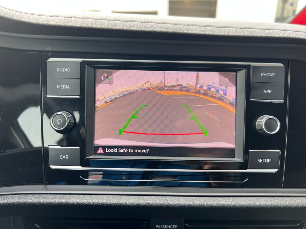 Thumbnail: 2019 Volkswagen Jetta - 25