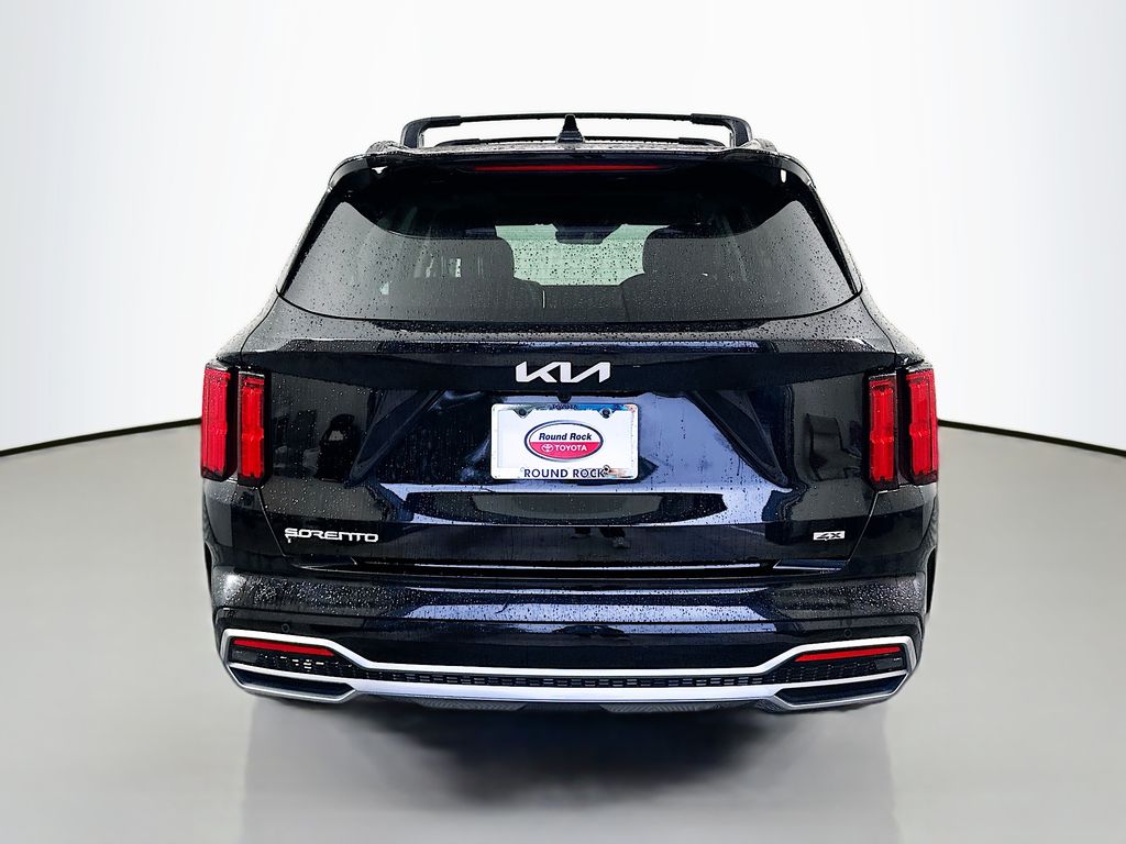 Thumbnail: 2023 Kia Sorento - 6