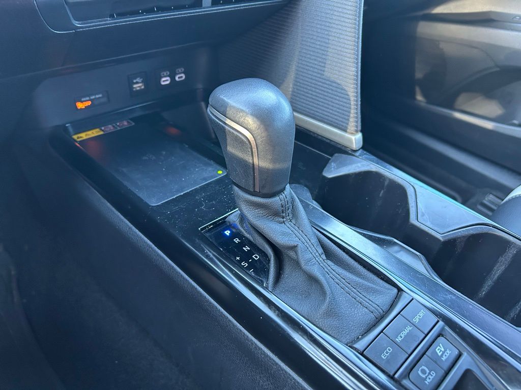 Thumbnail: 2025 Toyota Camry - 27