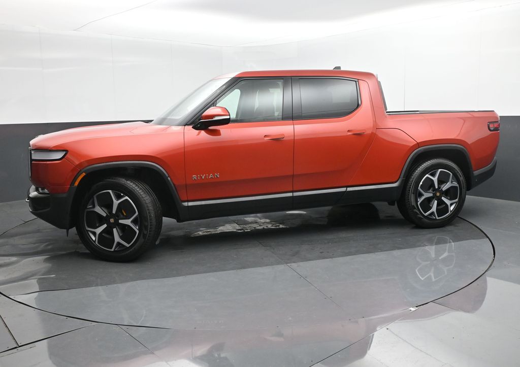Used 2022 Rivian R1T Adventure with VIN 7FCTGAAA2NN007011 for sale in Auburn, WA